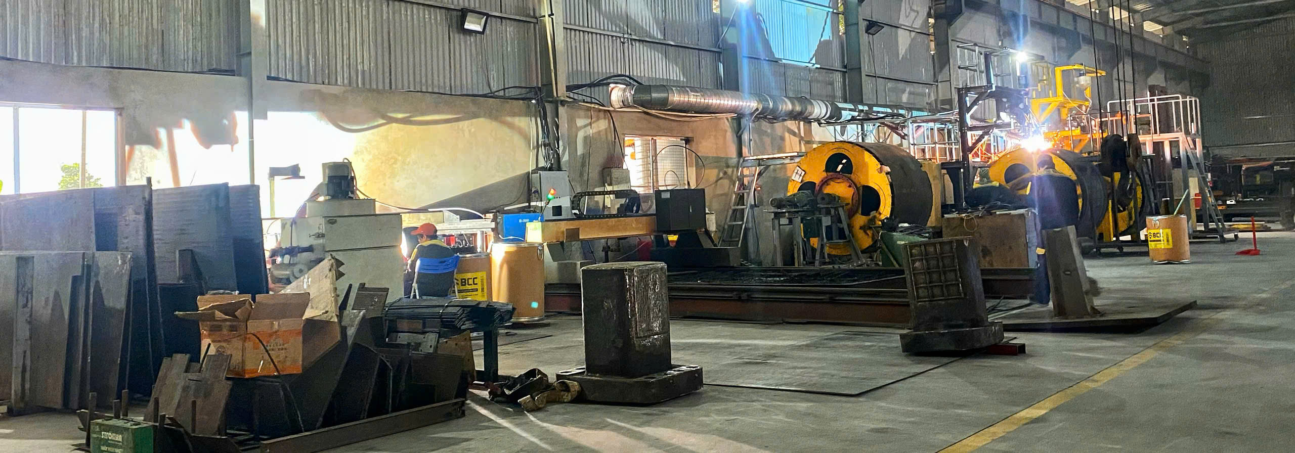 D-Plate workshop production floor